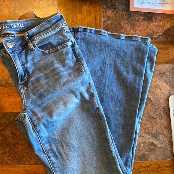 American Eagle Outfitters Denim - Women’s size 4 American Eagle flare leg jeans